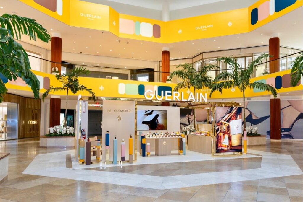 Luxury Guerlain pop-up store design at South Coast Plaza Jewel Court